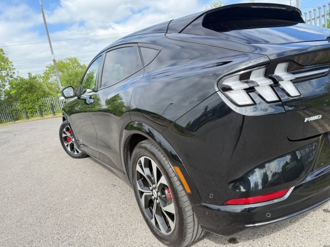 2025 Ford Mustang Mach-e