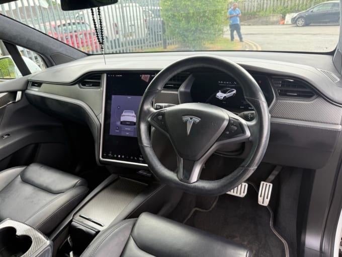 2025 Tesla Model X