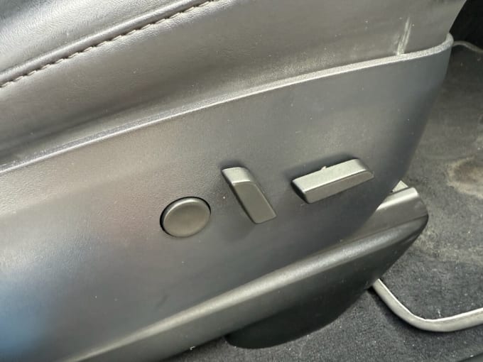 2025 Tesla Model X