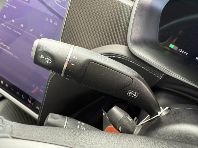 2025 Tesla Model X
