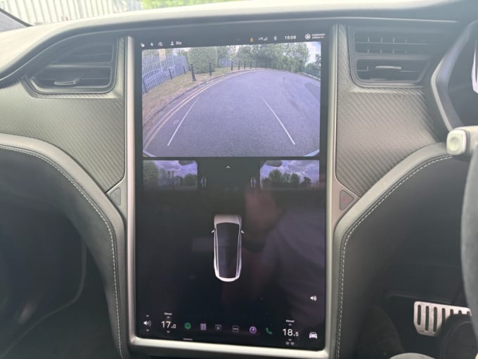 2025 Tesla Model X