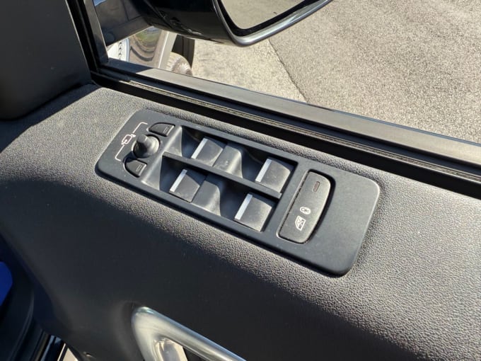 2025 Land Rover Discovery Sport