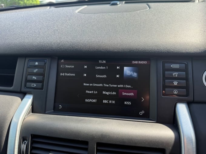 2025 Land Rover Discovery Sport