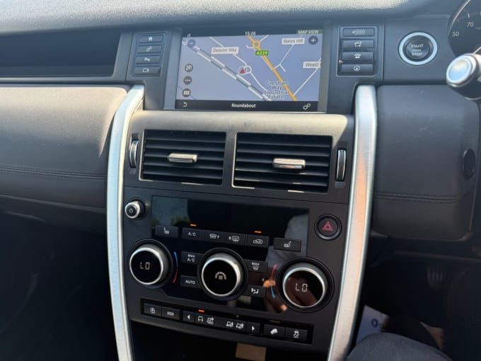 2025 Land Rover Discovery Sport