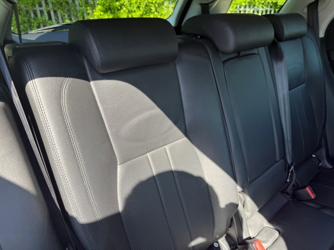 2025 Land Rover Discovery Sport