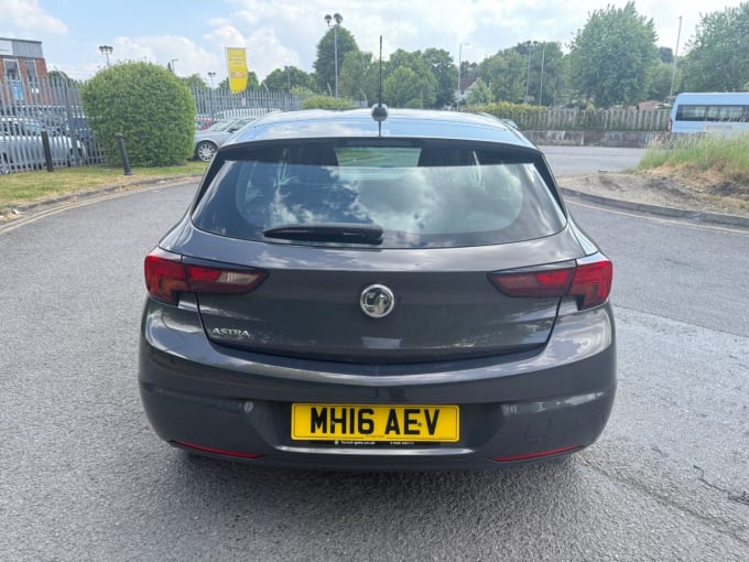 2025 Vauxhall Astra