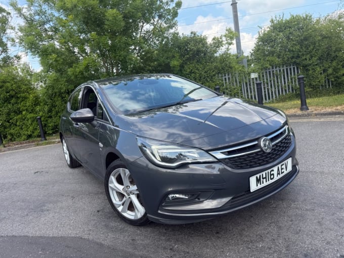 2025 Vauxhall Astra