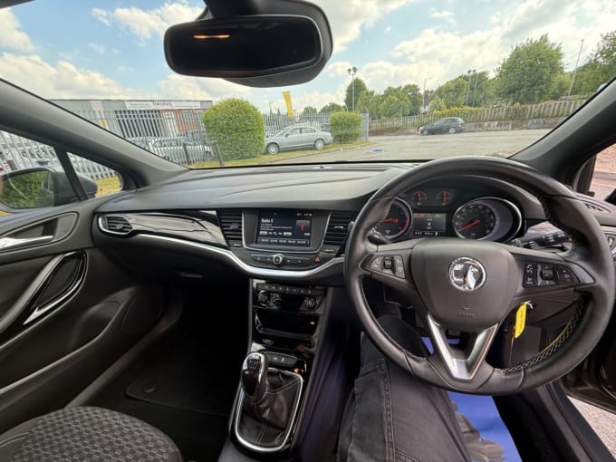 2025 Vauxhall Astra