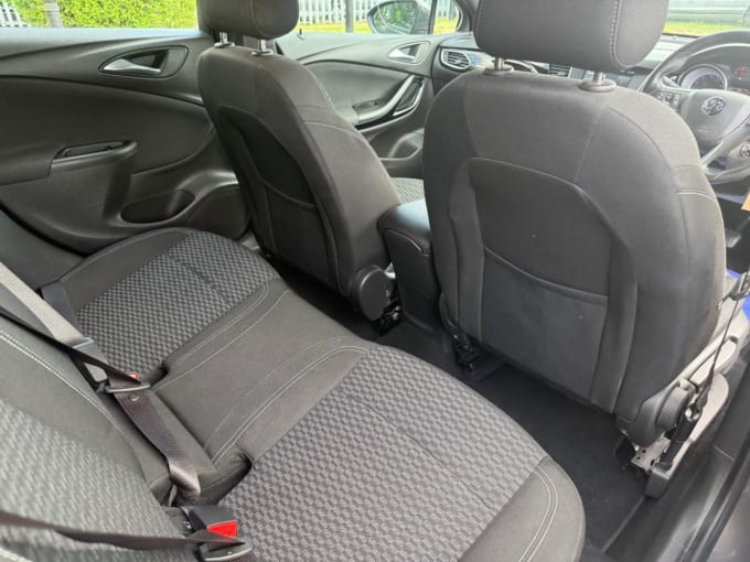2025 Vauxhall Astra