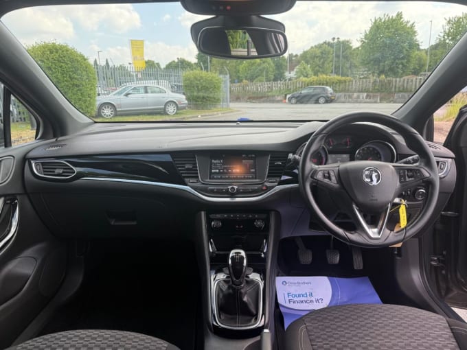 2025 Vauxhall Astra