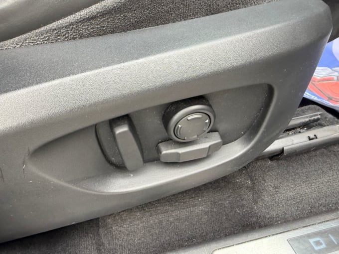 2025 Land Rover Discovery Sport