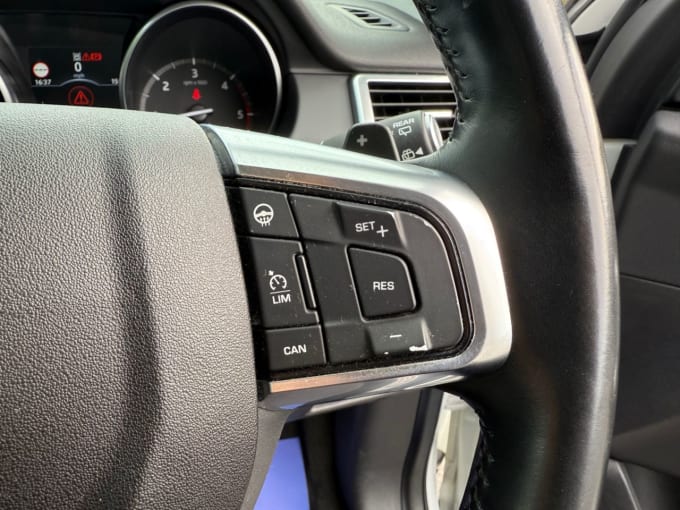 2025 Land Rover Discovery Sport
