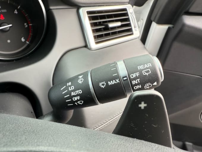 2025 Land Rover Discovery Sport