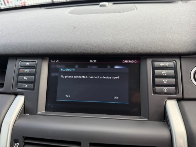2025 Land Rover Discovery Sport