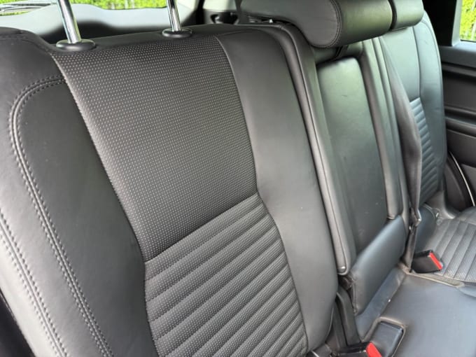 2025 Land Rover Discovery Sport