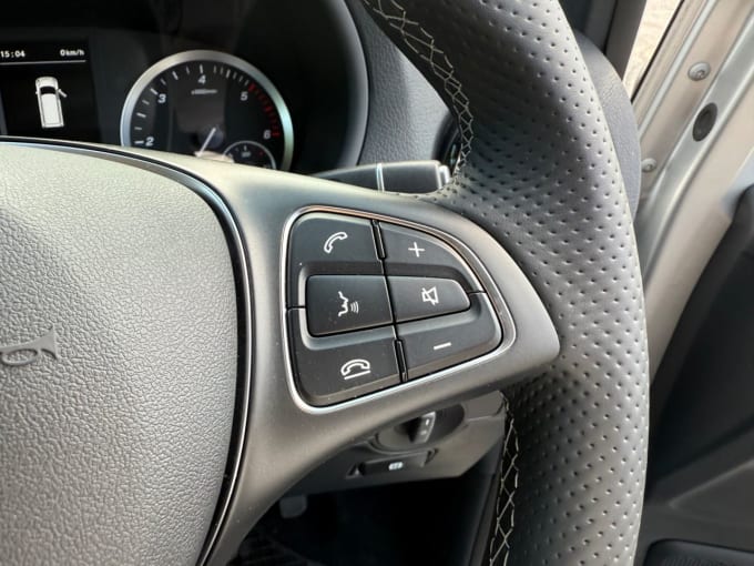 2023 Mercedes Vito