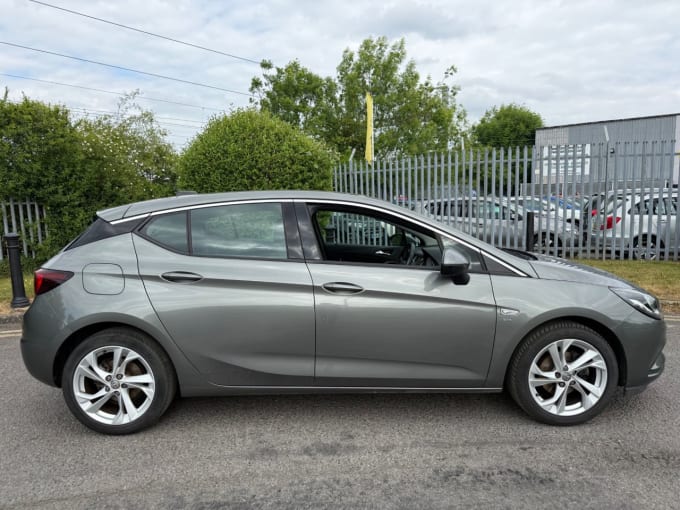 2025 Vauxhall Astra