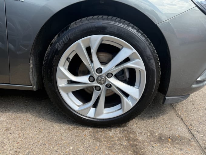 2025 Vauxhall Astra