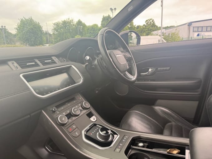 2025 Land Rover Range Rover Evoque