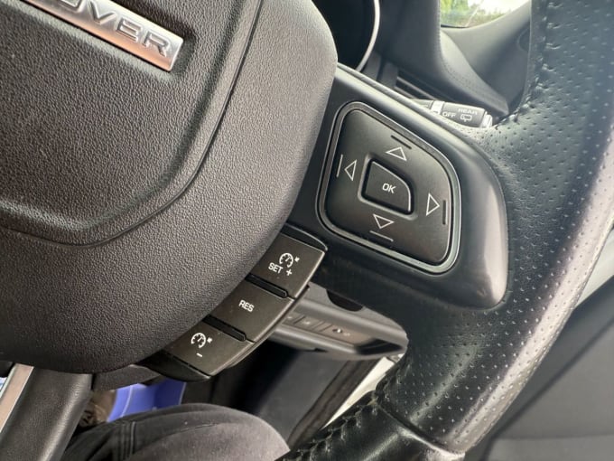 2025 Land Rover Range Rover Evoque