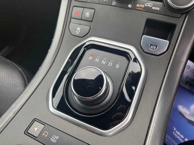 2025 Land Rover Range Rover Evoque