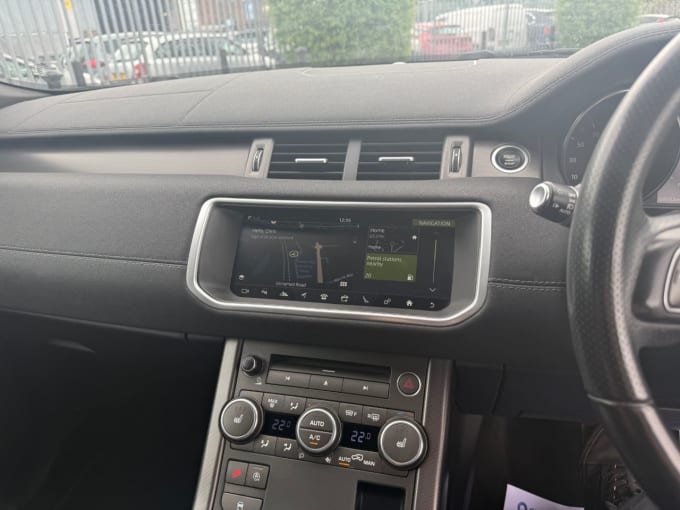 2025 Land Rover Range Rover Evoque