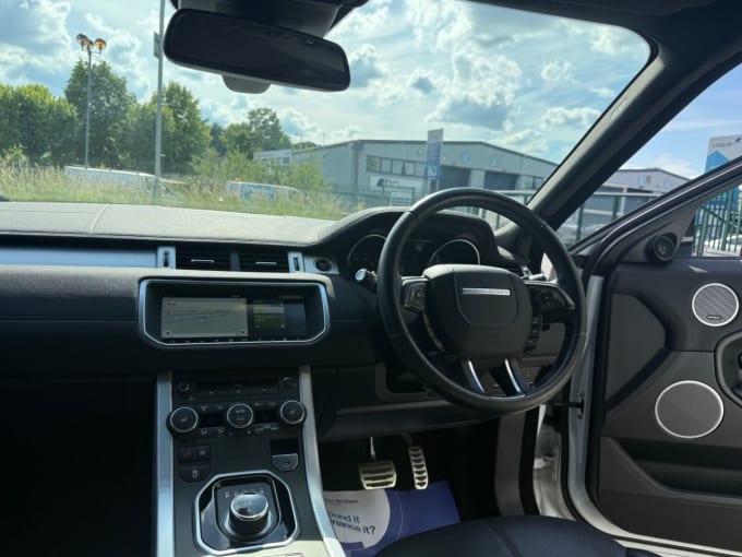 2025 Land Rover Range Rover Evoque
