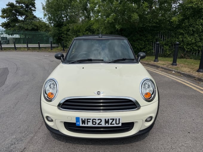 2025 Mini Convertible