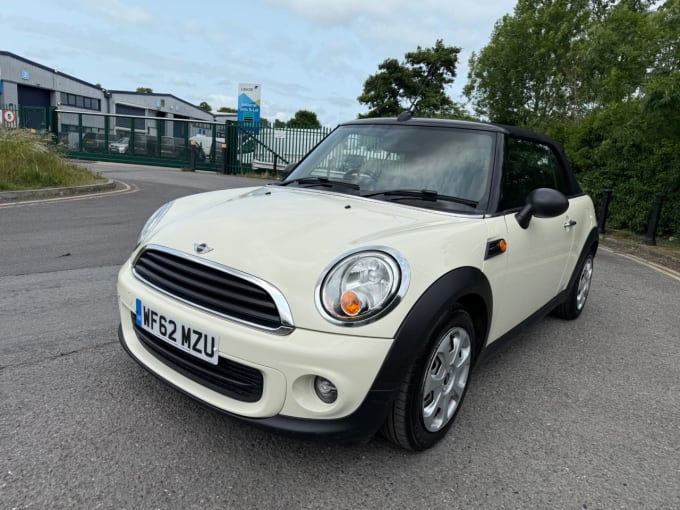 2025 Mini Convertible