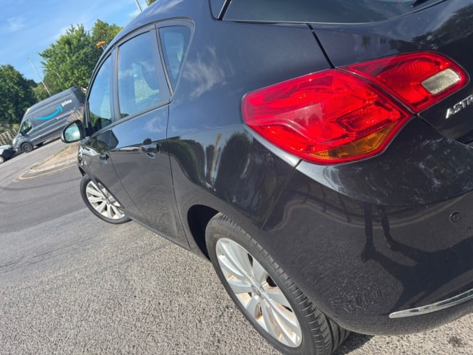 2025 Vauxhall Astra