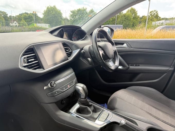 2025 Peugeot 308