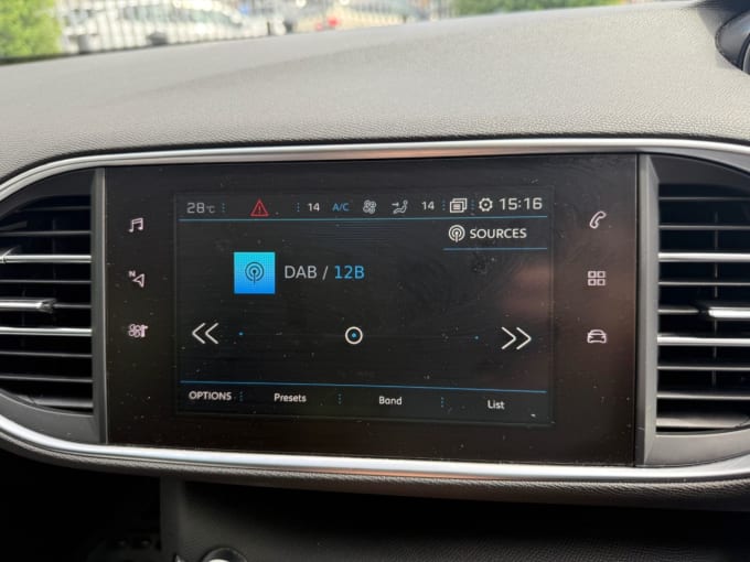 2025 Peugeot 308