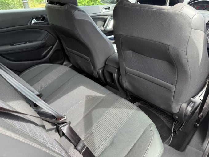 2025 Peugeot 308