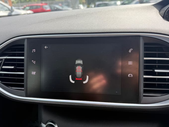 2025 Peugeot 308
