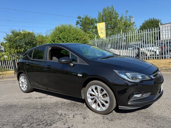 2025 Vauxhall Astra