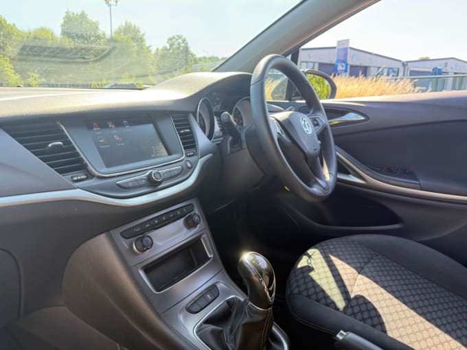 2025 Vauxhall Astra