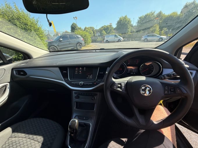 2025 Vauxhall Astra