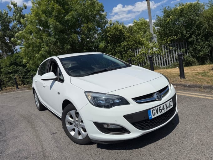 2025 Vauxhall Astra
