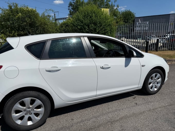 2025 Vauxhall Astra