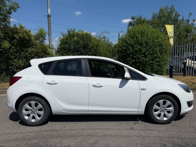 2025 Vauxhall Astra