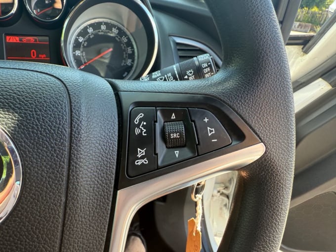 2025 Vauxhall Astra
