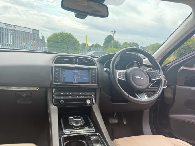 2025 Jaguar F-pace