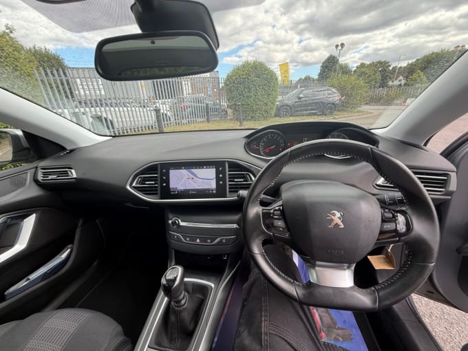 2025 Peugeot 308