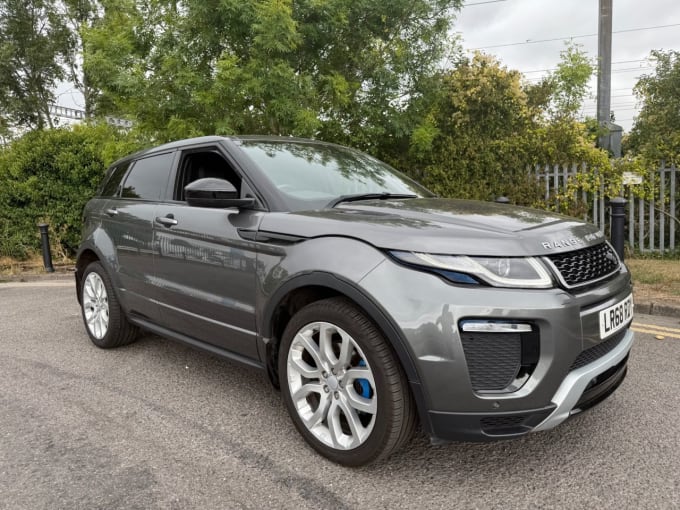 2025 Land Rover Range Rover Evoque
