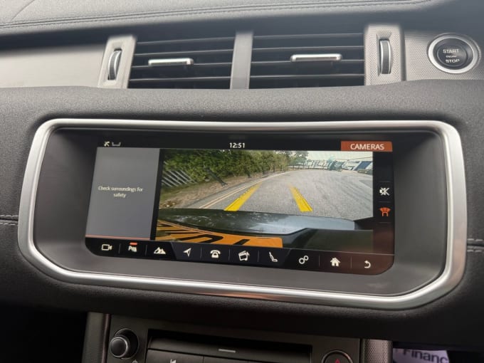 2025 Land Rover Range Rover Evoque