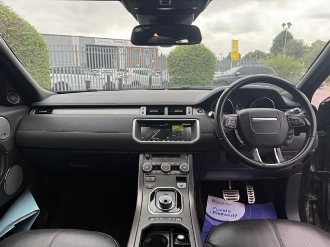 2025 Land Rover Range Rover Evoque