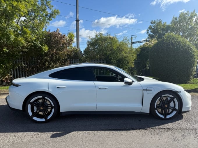2025 Porsche Taycan