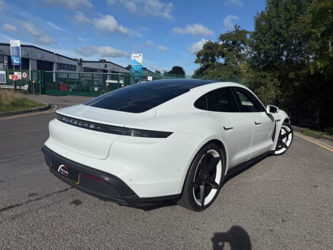 2025 Porsche Taycan