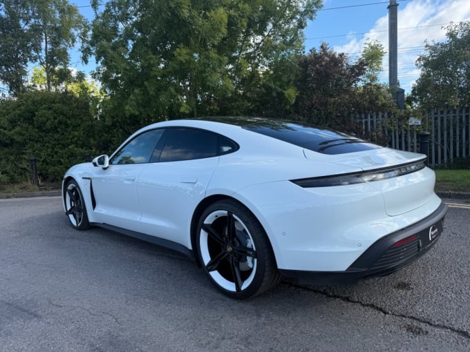 2025 Porsche Taycan