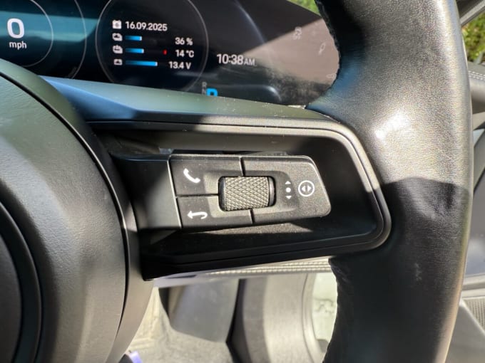 2025 Porsche Taycan